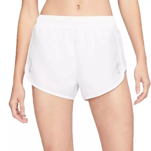 Nike Women's High-Cut Tempo Shorts S - Picture 1 of 7